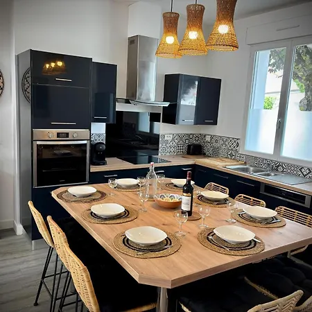 Maison Boheme *